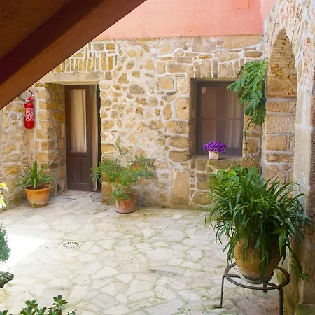 Farm stay Agriturismo Fattoria Di Grenne *